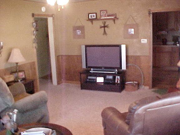 4th image of 1511 Catalina St