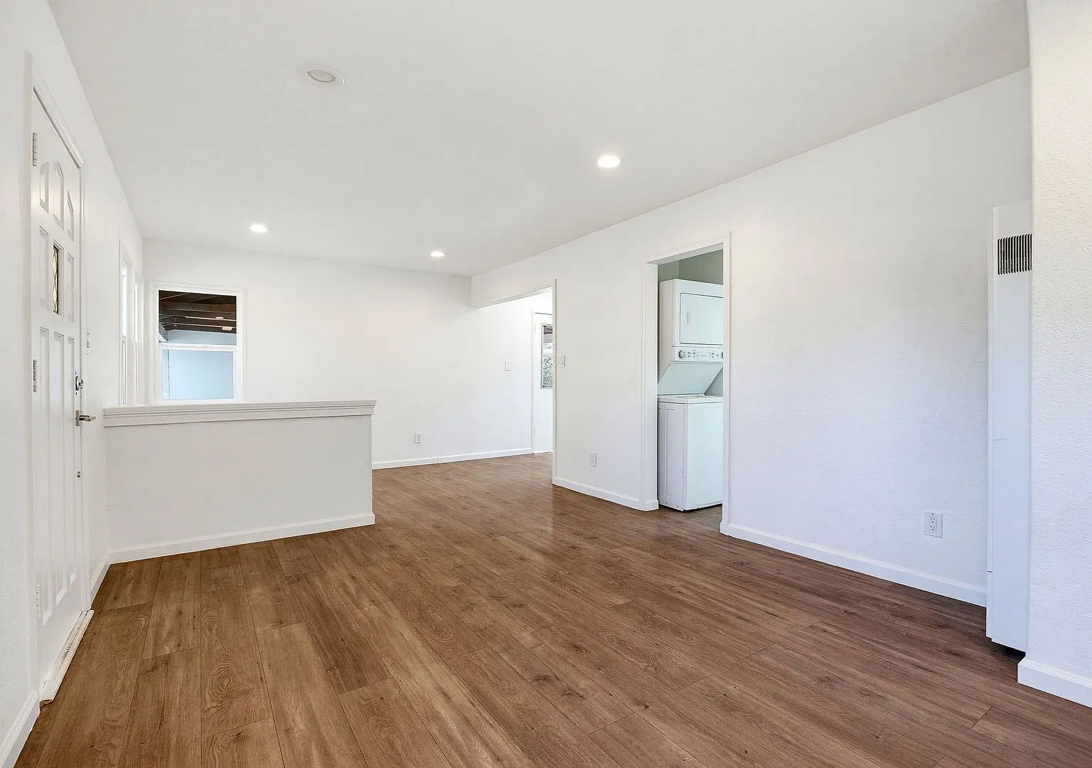 406-26 S Grape St, Escondido, CA 92025 — Photo 2