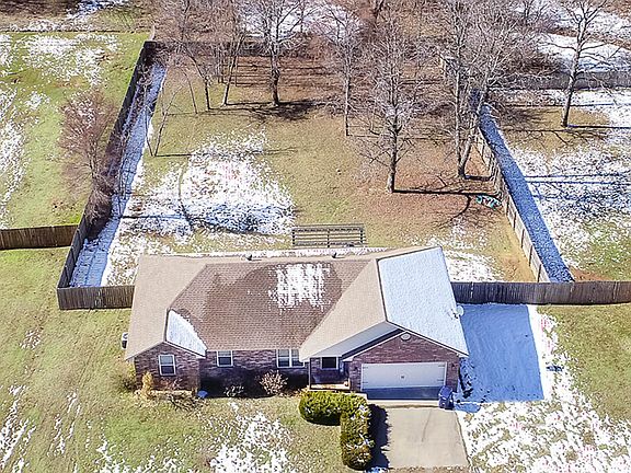 2nd image of 180 Crestpointe Dr