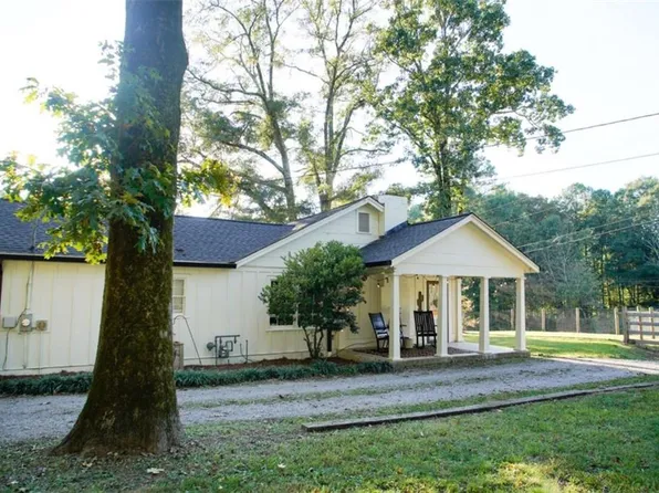 1024 Collard Valley Rd, Cedartown, GA 30125