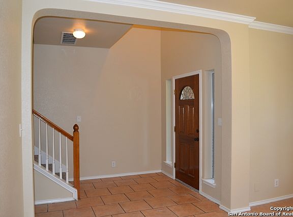 4th image of 17003 Darien Wing