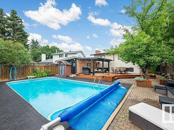 4th image of 31 Circlewood Dr