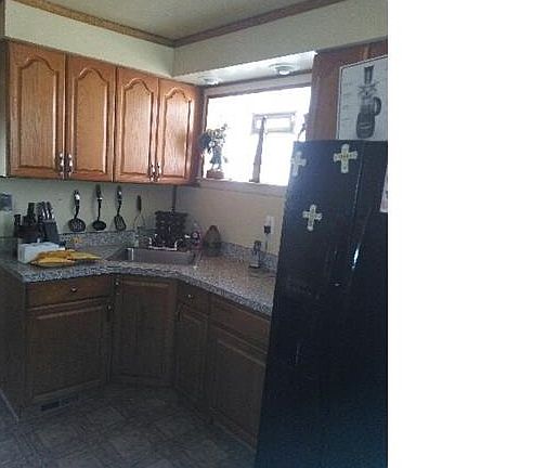 4th image of 22190 Marlow St