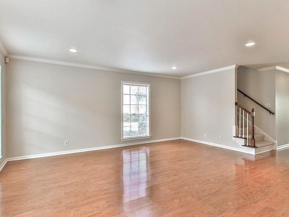 4th image of 12634 Huntingwick Dr #133