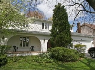 11 Sannita Dr, Rochester, NY 14626