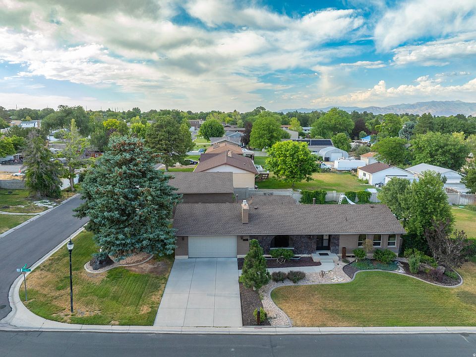 1st image of 2518 W Carson Ln S