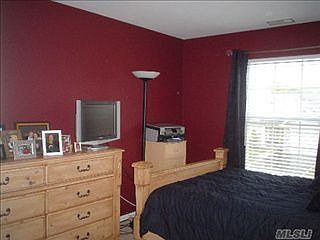 3rd image of 7 Alexandra Dr