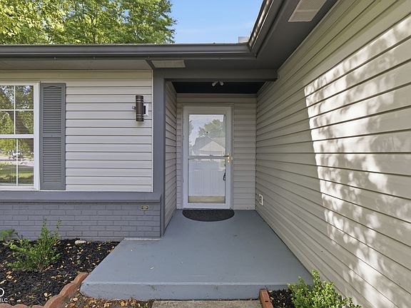 4th image of 8449 Inland Dr