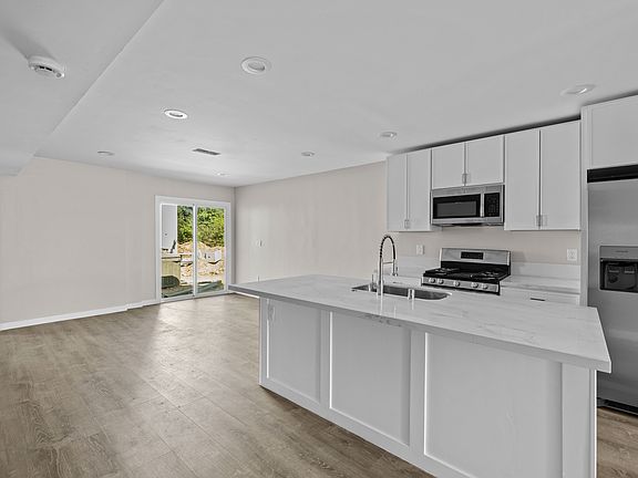 3rd image of 4974 54th St #1