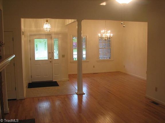 2nd image of 882 Holly Grove Dr