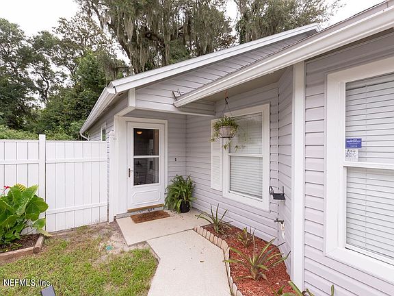 3rd image of 1309 Munson Cove Dr Unit No 05 Lot