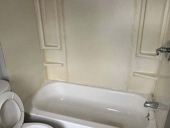 3rd image of 332 4th St #1