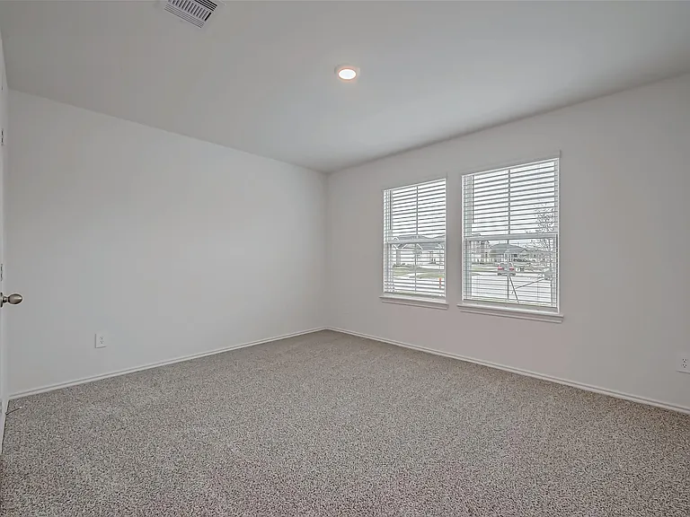 2943 Sycamore Run Ln — Photo 10