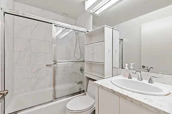 Rented by Douglas Elliman | media 4