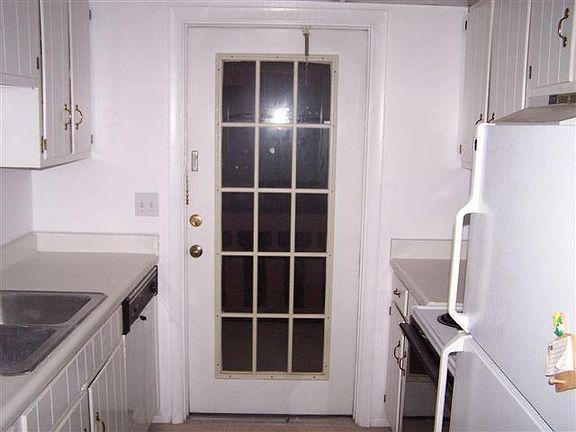 3rd image of 5411 Hansel Ave APT K6