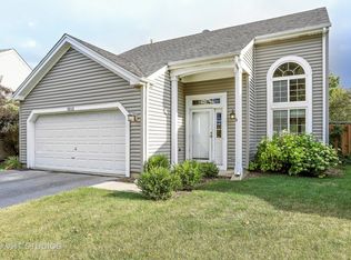 5512 Chantilly Cir, Lake In The Hills, IL 60156