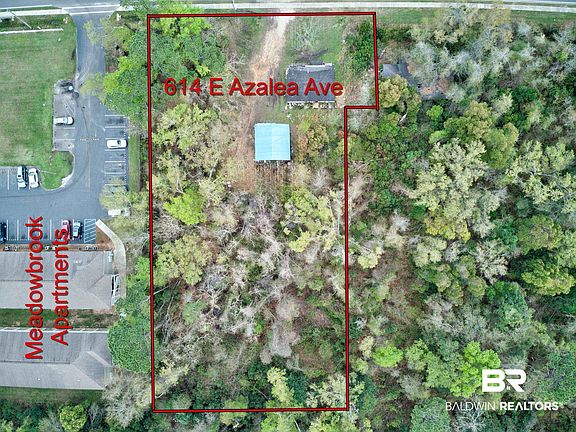 4th image of 614 E Azalea Ave