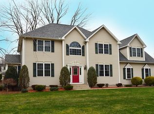 9 Nolan Ln, Feeding Hills, MA 01030