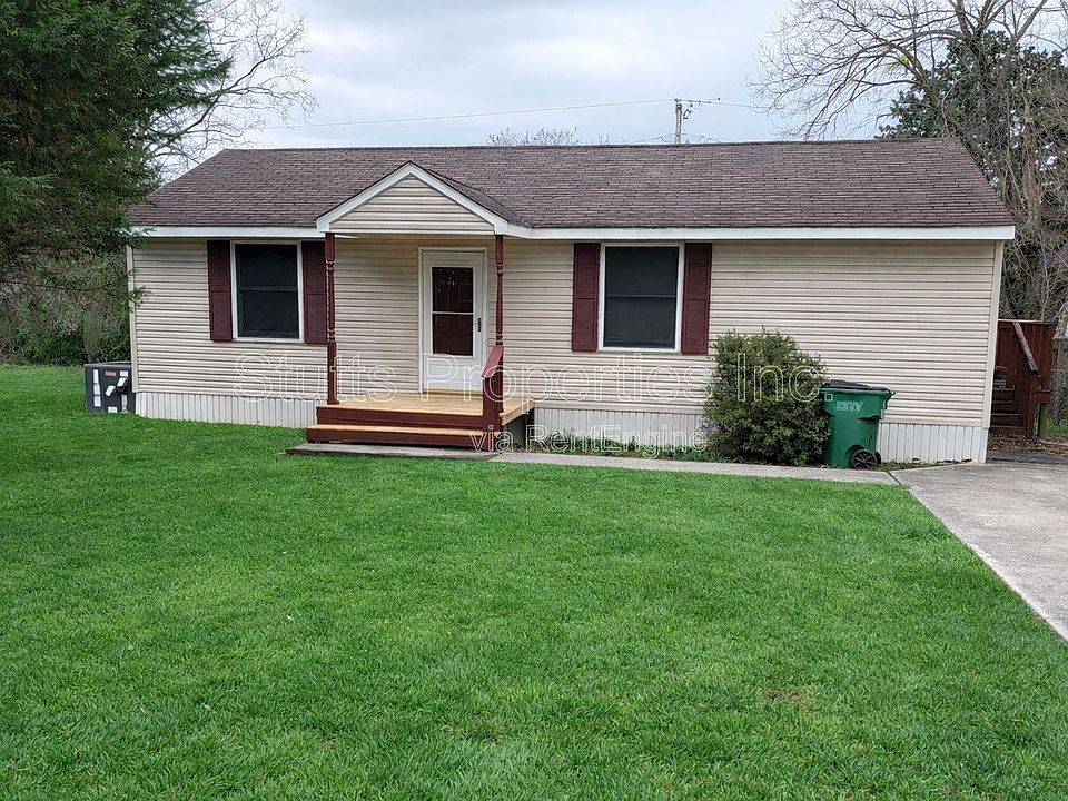 1st image of 14 Winston Sq