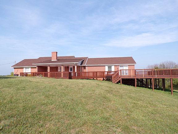 5th image of 379 Kaytins Way Ln