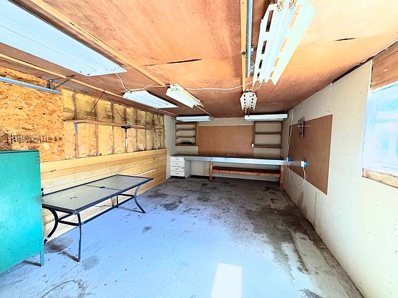 4th image of 45687 Spadina Ave