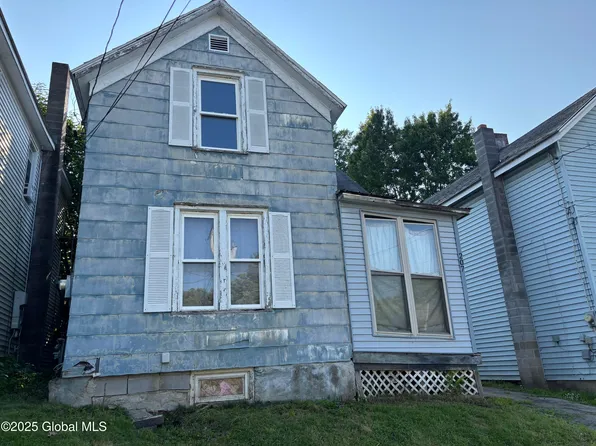 207 Fon Clair Street, Johnstown, NY 12095