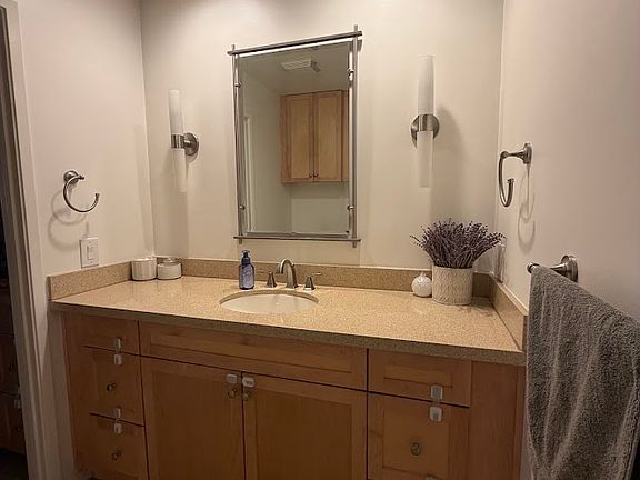 guest access to powder room portion of primary bath