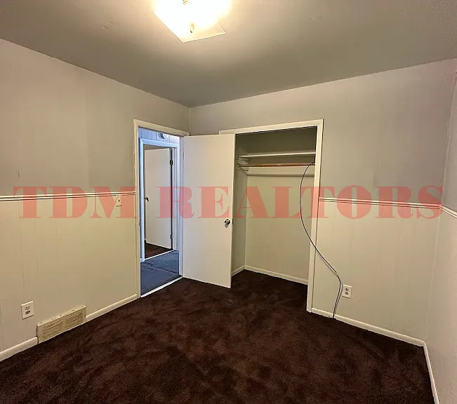 218 W Russell Ave — Photo 7