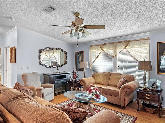 3rd image of 331B-331 Belle Field Ave