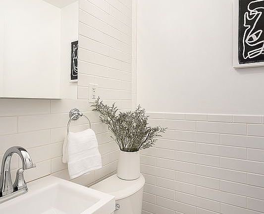5th image of 14 Prince St APT 1C