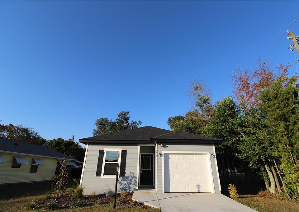 1st image of 179 SE TRISTIN LANE