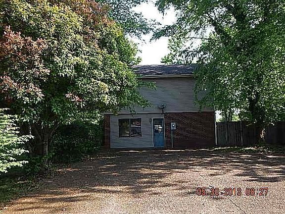 2nd image of 1241 Woodvale Dr
