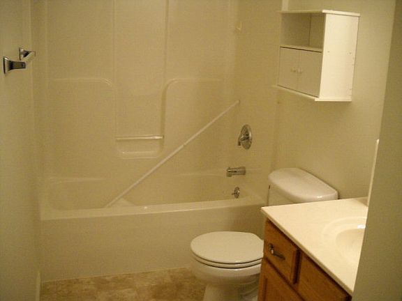 5th image of 1733 Kingwood Ct