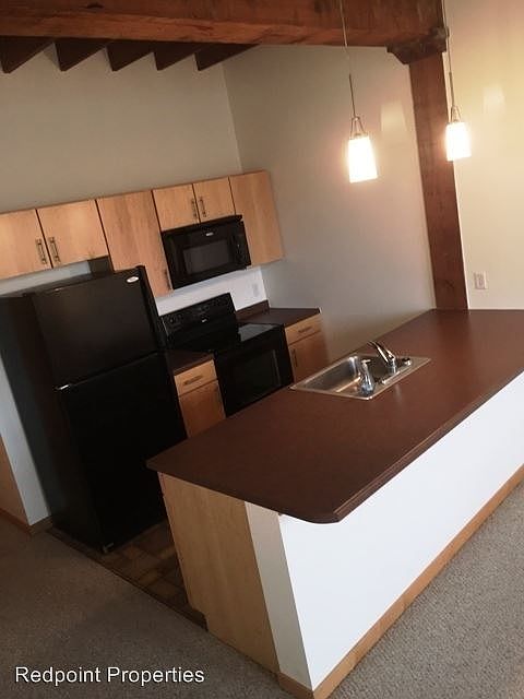 2nd image of 309 Roberts St N APT 305