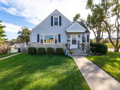 301 Wainwright AVENUE, Burlington, WI, 53105