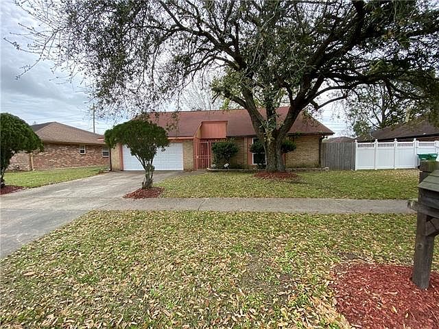1st image of 2508 Cambridge Dr