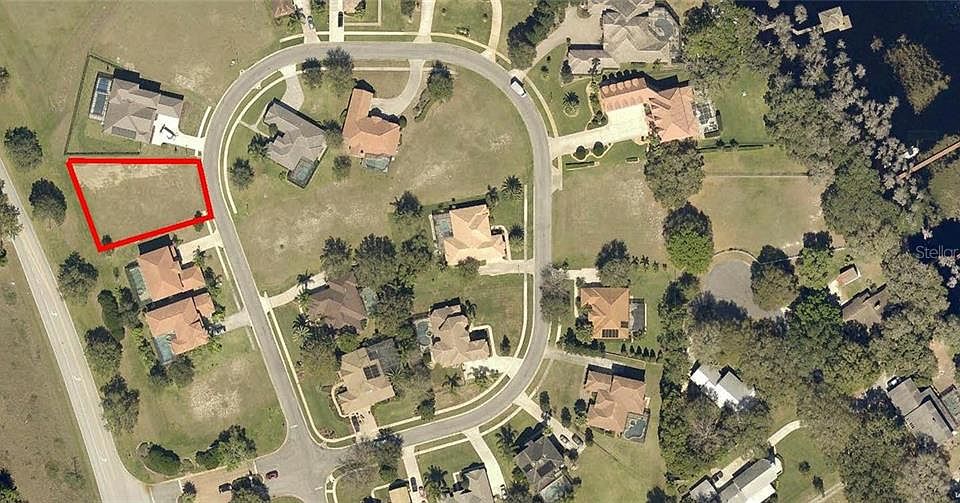 2nd image of Cypress Landing Ave