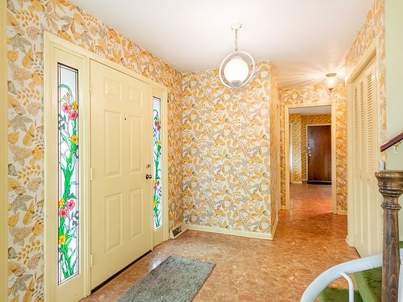 5th image of 1745 Lochmoor Blvd