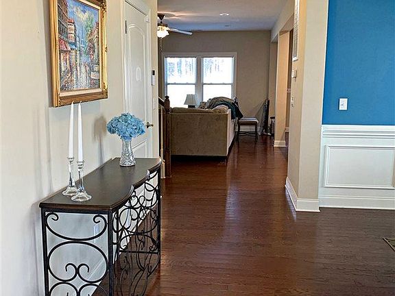3rd image of 850 Ember Dr
