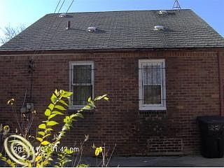 2nd image of 19178 Rutherford St