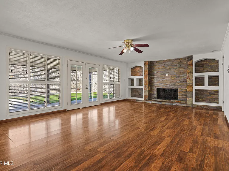 6417 Pino Real Dr — Photo 20