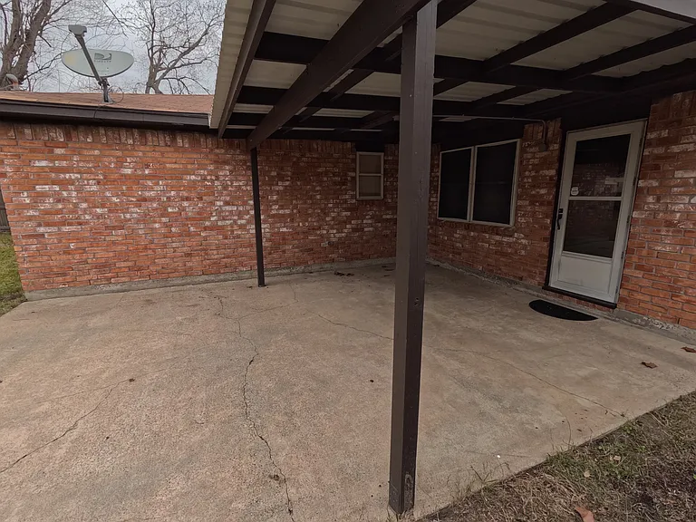804 Hudler St — Photo 17