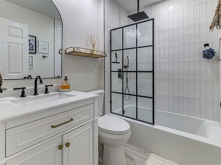 814 Brightview Dr — Photo 19
