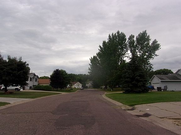 5th image of 4320 Hamlet Ave N