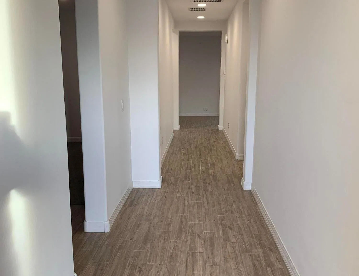 4 bed, 1946 sqft, $2,800 — Photo 3
