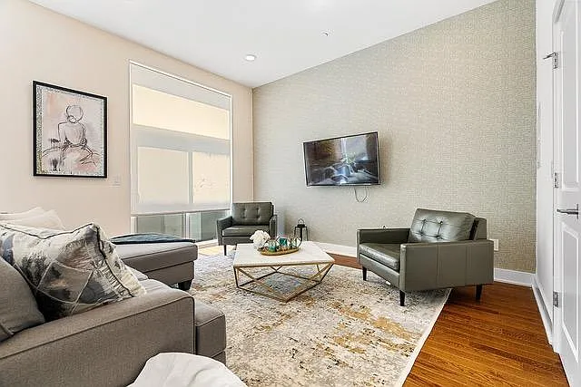 1115 Germantown Ave #B — Photo 8