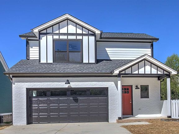 3rd image of 172 Courtland Crest Dr SW Lot 13
