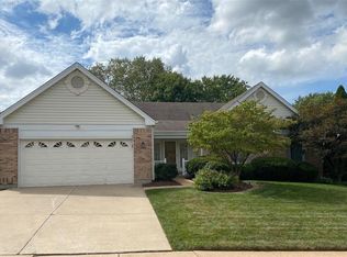 2993 Quail Run Ln, Saint Charles, MO