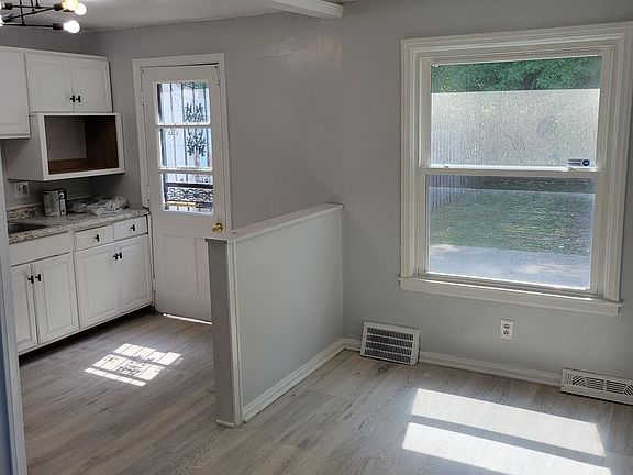 2nd image of 25070 Treadwell Ave