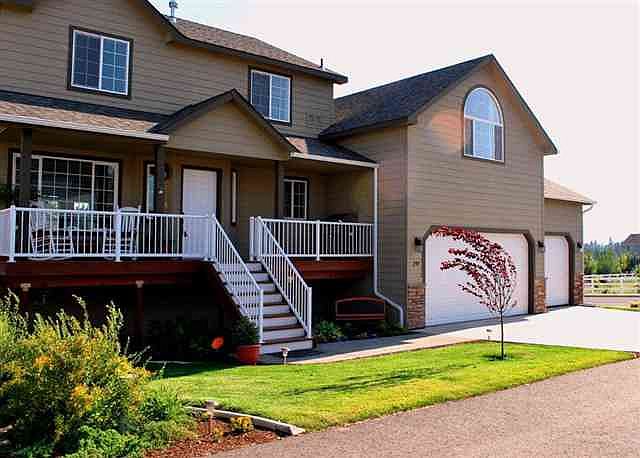 1st image of 2909 S Chapman